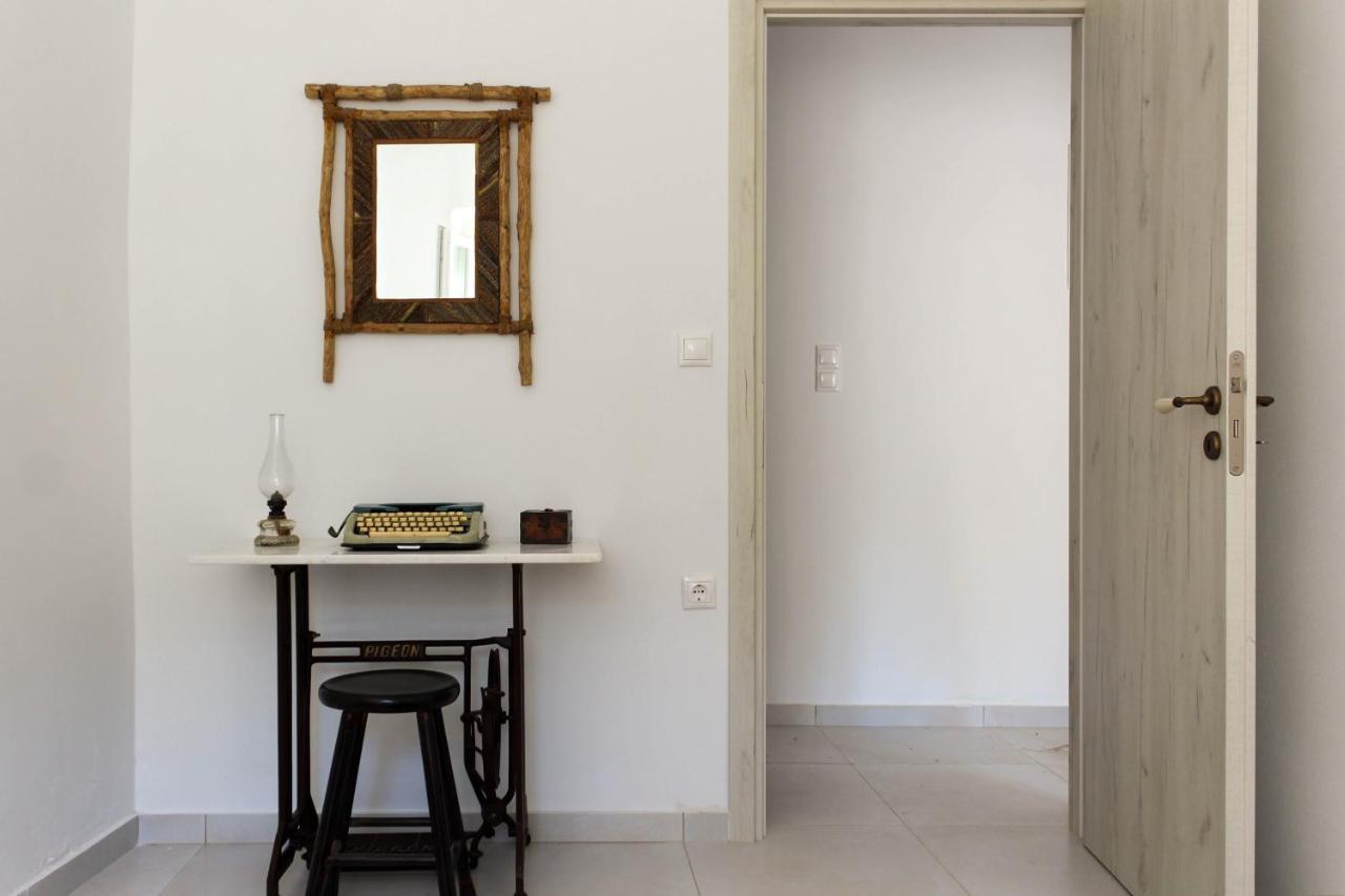 Laina Traditional Guest House Aperathos Exterior photo